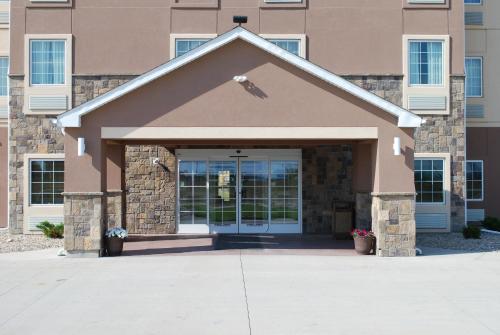 Landmark Suites - Williston - image 11