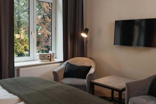 2 twin beds