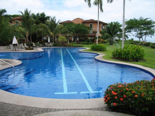 Los Suenos condominio en Del Mar in Copey
