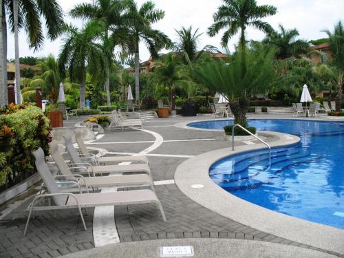 Los Suenos condominio en Del Mar in Copey