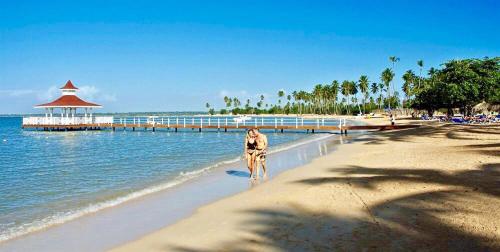 Beautiful 2 bedroom apartment Playa Nueva Romana in La Caña