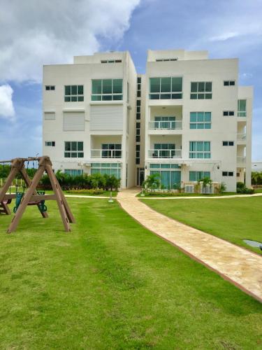 Beautiful 2 bedroom apartment Playa Nueva Romana in La Caña