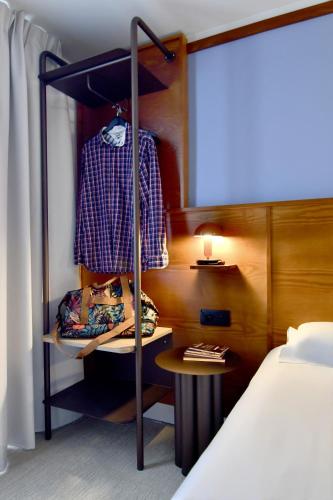1 twin bed
