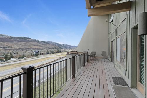 15 Chambertin Townhomes Townhouse - image 6