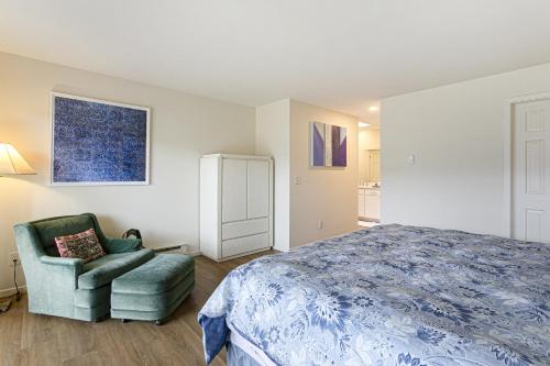 15 Chambertin Townhomes Townhouse - image 14