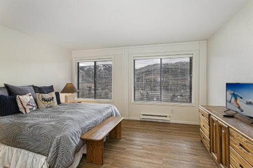 15 Chambertin Townhomes Townhouse - image 12