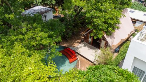 Exterior view, Maadest in Koh Pich