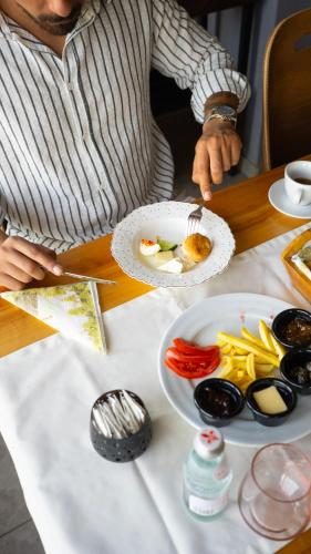 Ava Hotel Prishtina in Όμπιλιτς