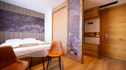 Ava Hotel Prishtina in Όμπιλιτς