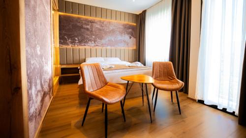 Ava Hotel Prishtina in Obilić