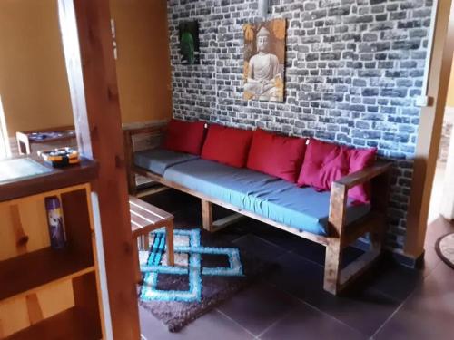 Bungalow cosy à Capesterre-Belle-Eau avec piscine - main image