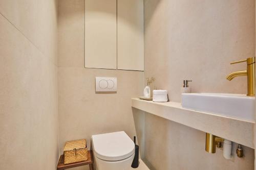 Architect house Porte Maillot la Defense Arena - image 3