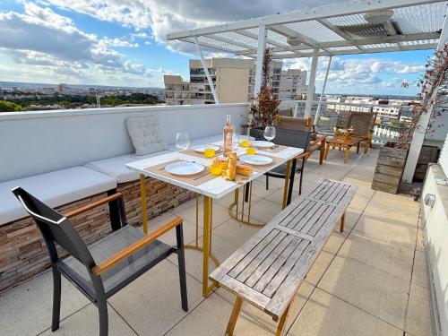 Le Penthouse Pesaro C - Location saisonnière - Nanterre