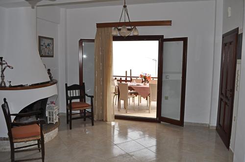  Villa Agalianos in Keramés