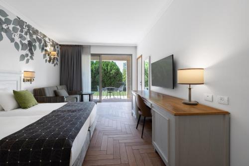 . Lavi Kibbutz Hotel