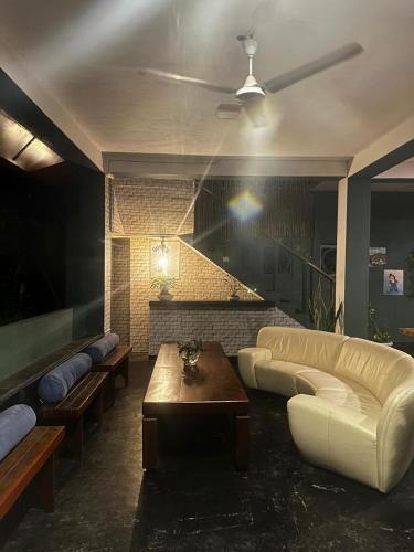 Facilities, Surf Dine in Matara