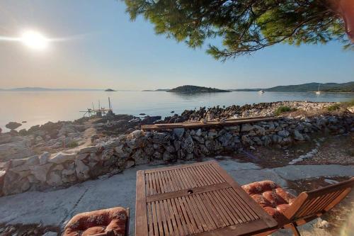 Secluded fisherman's cottage Krknata, Dugi otok - 8150 in Zaglav