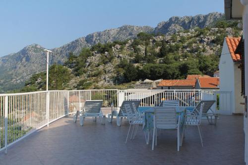 Holiday house with a swimming pool Dubravka, Dubrovnik - 9101 in Dubravka