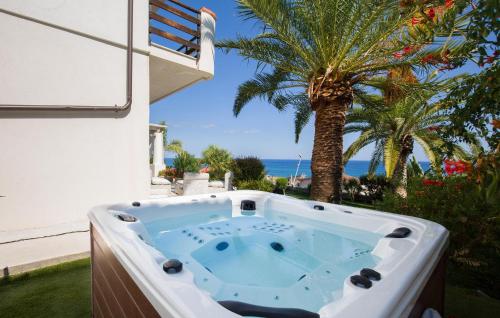  Villa Mare Panoramica Estia in Brancaleone Marina