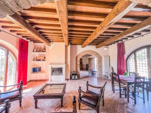 by Casamerina, Aietto house with private pool near Todi in Колацоне