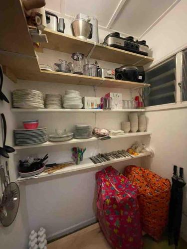 Cozy 3BR home - gated estate with genset - Tema in Afienya