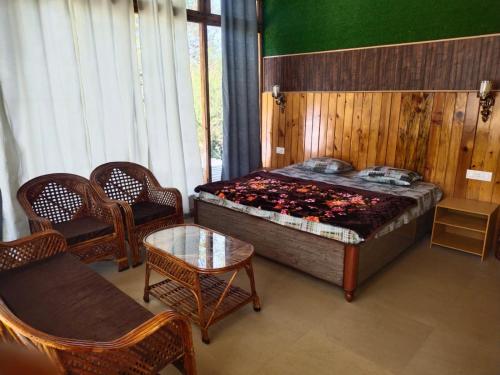 Pinaka Devbhumi Homestay in Mukteshwar