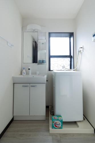 Tokyo Skytree 201 Elegance Blue Twin Room with Bath and WC