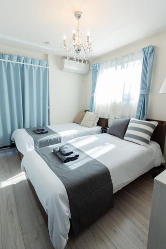 Tokyo Skytree 301 Elegance Blue Twin Room bath WC