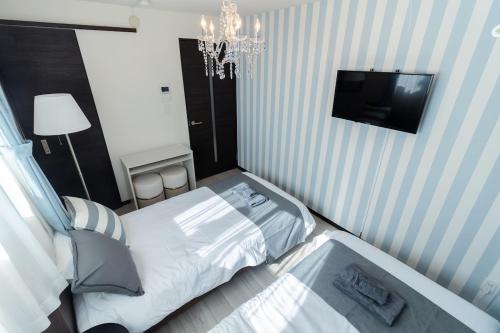 Tokyo Skytree 301 Elegance Blue Twin Room bath WC