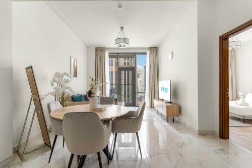 設施, Luxury 1BR Apartment with city view AlHabtoor City in 朱美拉