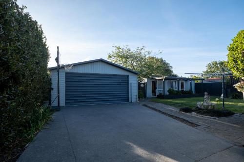 Bright Modern Guesthouse - Free Parking, Near CBD in Woolston