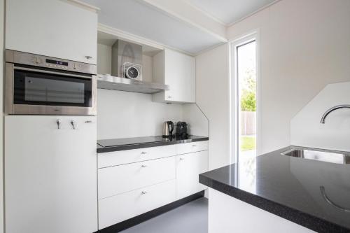 Zindering Renesse in โฮเคนบูมลาน