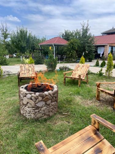 Zeyva Farm House