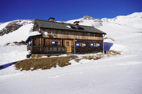 Wallackhaus hütte (Wallackhaus hutte) in Troglacke