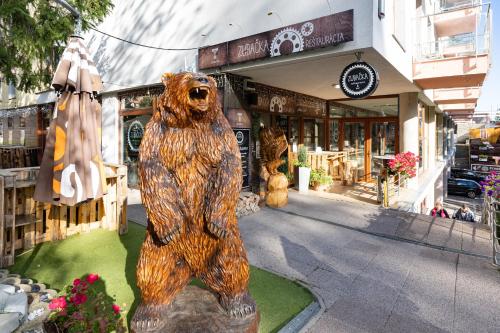 Hotel Crocus - image 9