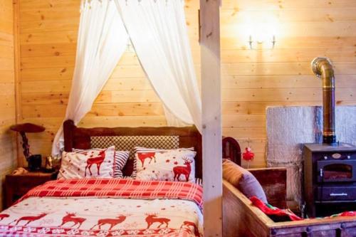 Kedra Village Retreats - Mountain Escape