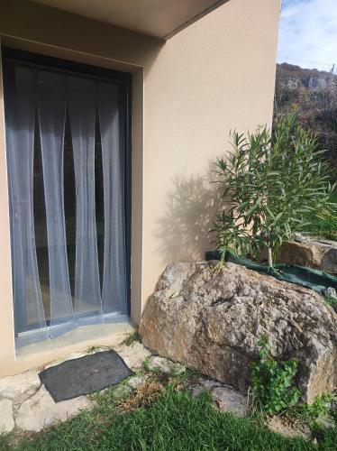 Appartement à la campagne (Appartement a la campagne) in Saint Georges De Luzencon