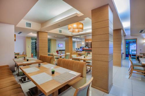 佩弗卡酒店 (Pefka Hotel) in 帕諾拉馬區