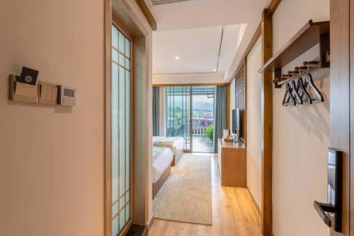 Floral Hotel Furong Town Juxiange in Xiangxi