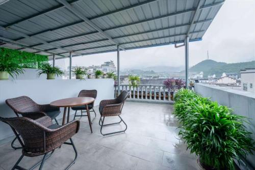Floral Hotel Furong Town Juxiange in Xiangxi