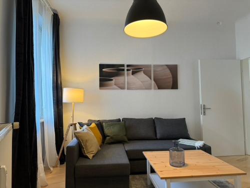 6 Einzelbetten - 4 Zimmer - eigener PARKPLATZ - Balkon in Pforzheim, Deutschland