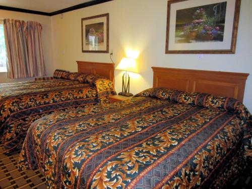 Queen Room with Two Queen Beds