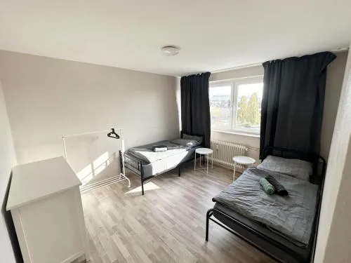 Work and Stay near Frankfurt Airport 2BR and Balcony in Raunheim, Deutschland