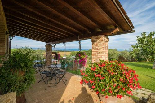 A szálláshely kívülről, Apartment Near Lake Trasimeno With View in Casamaggiore