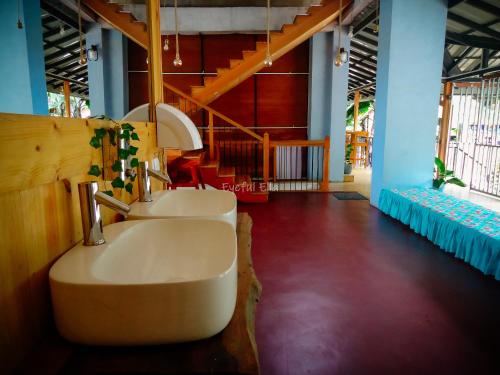 Lobby, Eyeful Ella in Ella