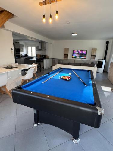 La Maison du Buisson Fallu - Billard & Jardin