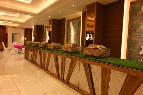 Банкетна зала, Hotel RS Grand in Chandauli