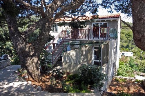 Apartments by the sea Cove Saplunara, Mljet - 4914 in Saplunara