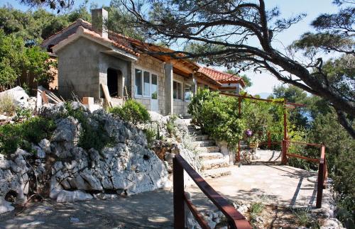 Apartments by the sea Cove Saplunara, Mljet - 4914 in Saplunara