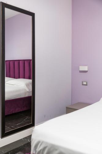 Chiaia 205 Room Type - Deluxe Triple Room